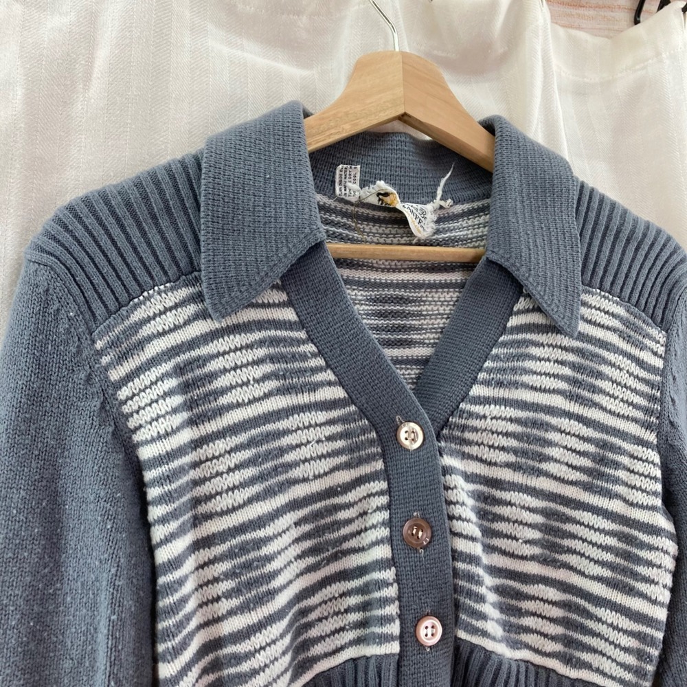 Sweater Bee‎ Banff Cardigan Womens M Blue White Striped Knit 70s Vintage Small